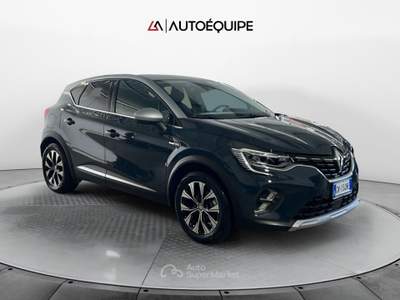 Renault Captur II 2019 1.6 E-Tech full hybrid Techno 145cv auto Blu/Azzurro usata Roma