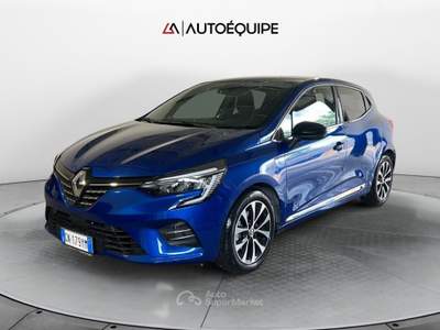 Renault Clio V 2019 1.6 E-Tech full hybrid Techno 145cv auto Blu/Azzurro usata Roma