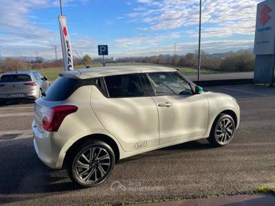 Suzuki Swift Swift 1.2 Hybrid 4WD AllGrip Top Bianco usata Creazzo