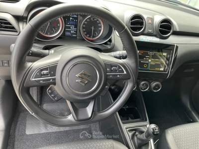 Suzuki Swift 1.2 Hybrid Top Bianco usata Creazzo