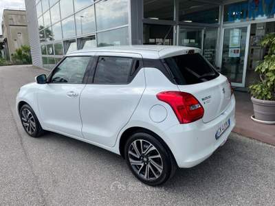 Suzuki Swift 1.2 Hybrid Top Bianco usata Creazzo