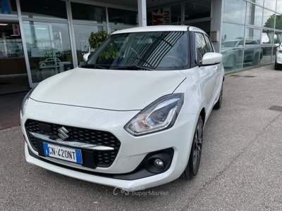 Suzuki Swift 1.2 Hybrid Top Bianco usata Creazzo