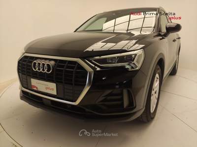 Audi Q3 2.0 35 TDI S Tronic Business Advanced Nero usata Avellino