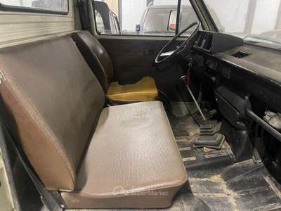 Volkswagen Jetta 1600 diesel 4 porte CL Beige usata Carrara