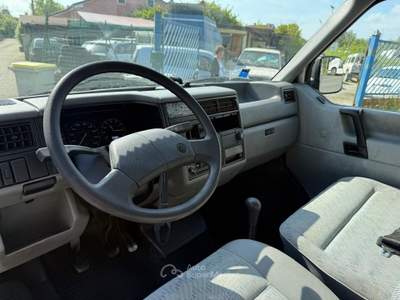 Volkswagen Transporter TD cat PC Kombi Argento usata Carrara