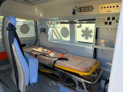 Volkswagen Transporter PC Kombi Bianco usata Carrara