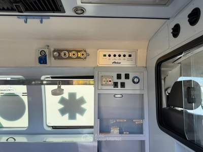 Volkswagen Transporter PC Kombi Bianco usata Carrara