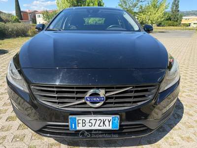 Volvo V60 Geartronic Summum Nero usata Carrara