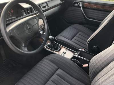 Mercedes-Benz Classe G 200 CE 2.0 Argento usata Carrara