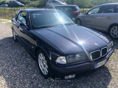 BMW Serie 3 320i 320 320i 24V cat Cabriolet Blu/Azzurro usata Carrara