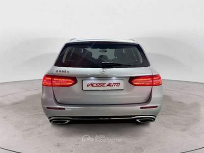 Mercedes-Benz Classe E E SW 220 d Business Sport auto Argento usata Milano