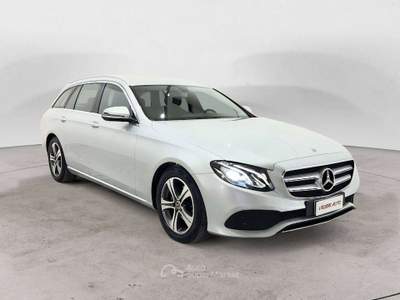 Mercedes-Benz Classe E E SW 220 d Business Sport auto Argento usata Milano