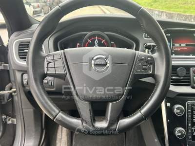 Volvo V40 VOLVO V40 D2 Geartronic Business Grigio usata Torino
