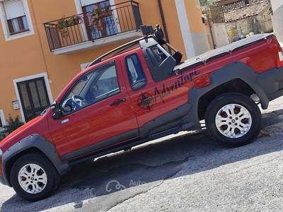 Fiat Strada Pick-up Cab.Lunga Adventure-ELD..!!!! Rosso usata Sepino