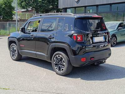 Jeep Renegade 2.0 Multijet Trailhawk 4WD DDCT Nero usata Montagna in Valtellina