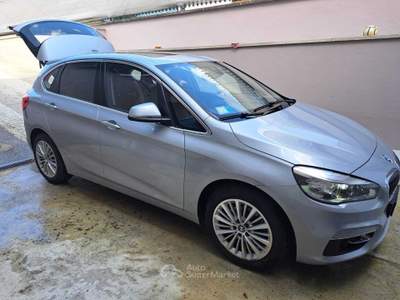 BMW Serie 2 Active Tourer 218i vendo vera occasione Argento usata Piacenza