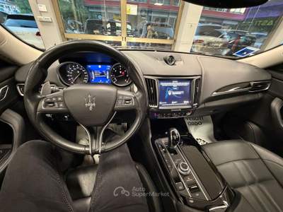 Maserati Levante Diesel AWD Gransport Blu/Azzurro usata Bolzano