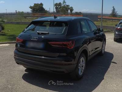 Audi Q3 S tronic Business Nero usata Botrugno
