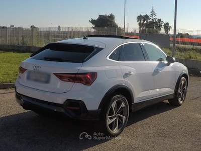 Audi Q3 SPB 35 TDI S tronic Business Plus - TETTO Bianco usata Botrugno