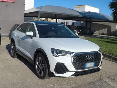 Audi Q3 SPB 35 TDI S tronic Business Plus - TETTO Bianco usata Botrugno