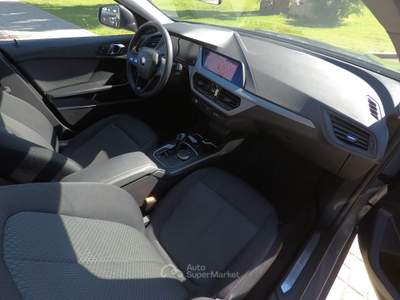 BMW Serie 1 116d 116d 5p. Business Advantage Autom. Grigio usata Botrugno