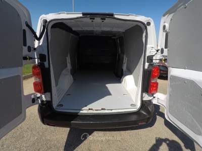 Fiat Scudo BlueHDi 100 CV PL-TN Furgone Business Bianco usata Botrugno