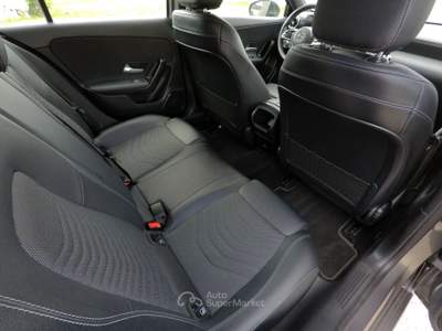 Mercedes-Benz Classe A A 180 d Automatic Business Extra Grigio usata Botrugno