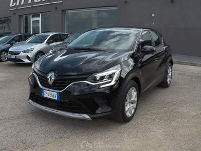 Renault Captur 1.3 Evolution Mild Hybrid 140 CV EDC Nero usata Botrugno