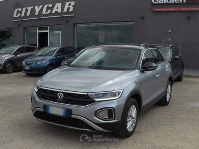 Volkswagen T-Roc SCR Life Argento usata Botrugno