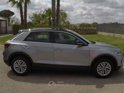 Volkswagen T-Roc SCR Life Argento usata Botrugno