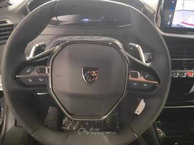 Peugeot 2008 PEUGE 2008 1.2 HYBRID ALLURE 145CV E-DCS6 2008 1.2 hybrid Allure 145cv e-dcs6 Nero usata Roma