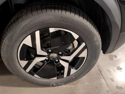 Peugeot 2008 PEUGE 2008 1.2 HYBRID ALLURE 145CV E-DCS6 2008 1.2 hybrid Allure 145cv e-dcs6 Nero usata Roma