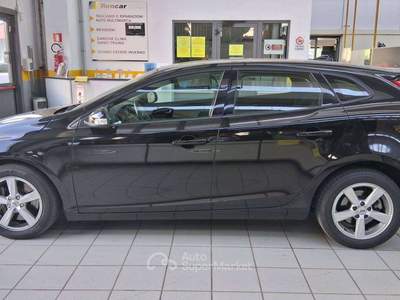 Volvo V40 2.0 d3 Kinetic Nero usata Villafranca di Verona