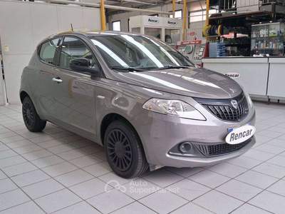 Lancia Ypsilon 1.0 firefly hybrid Silver s Grigio usata Villafranca di Verona