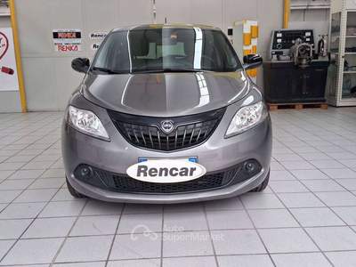 Lancia Ypsilon 1.0 firefly hybrid Silver s Grigio usata Villafranca di Verona