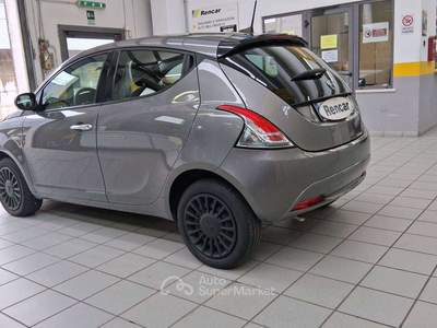 Lancia Ypsilon 1.0 firefly hybrid Silver s Grigio usata Villafranca di Verona