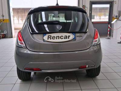 Lancia Ypsilon 1.0 firefly hybrid Silver s Grigio usata Villafranca di Verona