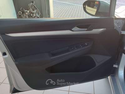 Volkswagen Golf 2.0 tdi Life 115cv dsg Argento usata Villafranca di Verona