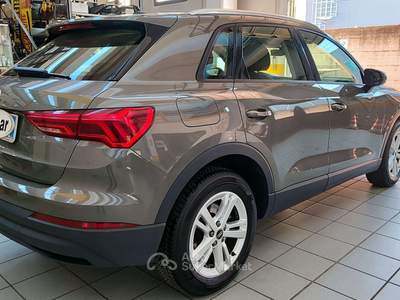 Audi Q3 35 2.0 tdi business advanced  s-tronic Grigio usata Villafranca di Verona