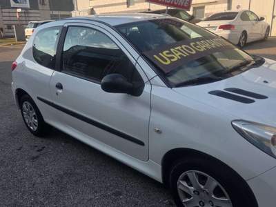 Peugeot 206 206 Plus 3p 1.4 hdi Trendy van Bianco usata Desio