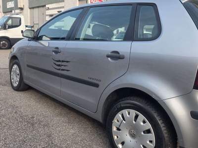 Volkswagen Polo Polo IV 2005 5p 1.2 Comfortline CL 70cv Argento usata Desio