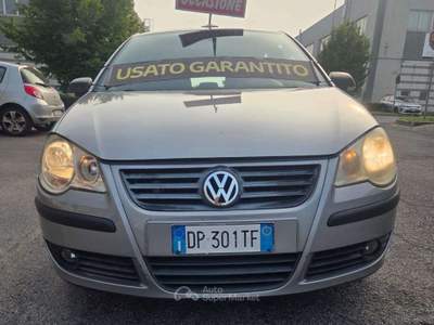 Volkswagen Polo Polo IV 2005 5p 1.2 Comfortline CL 70cv Argento usata Desio
