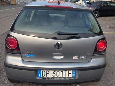 Volkswagen Polo Polo IV 2005 5p 1.2 Comfortline CL 70cv Argento usata Desio