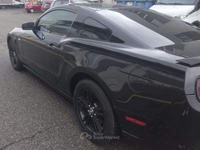 Ford Mustang Mustang Fastback 3.7 benzina 305 cv auto Nero usata Desio