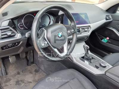 BMW Serie 3 318d BMW 318d Grigio usata San Benedetto del Tronto
