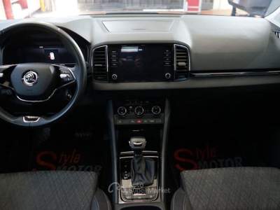 Skoda Karoq 2.0 TDI EVO SCR 115 CV DSG Style Blu/Azzurro usata Fano