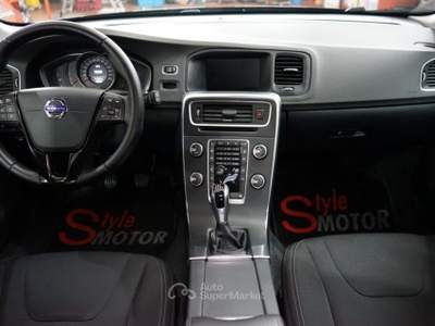 Volvo V60 D2 Kinetic Certificata Pari al Nuovo Nero usata Fano
