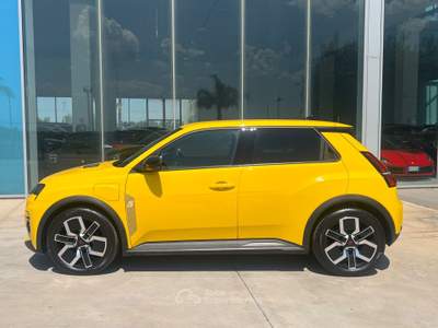 Renault 5 E-Tech Electric 120 CV Urban Range Techno - possibilità noleggio no scoring Giallo usata Gela