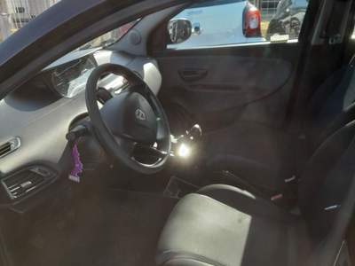 Lancia Ypsilon 5 porte Gold Nero usata Castel Gandolfo