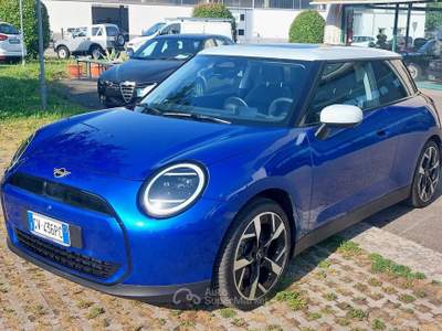 MINI Cooper Cooper E JCW Blu/Azzurro usata Scandiano